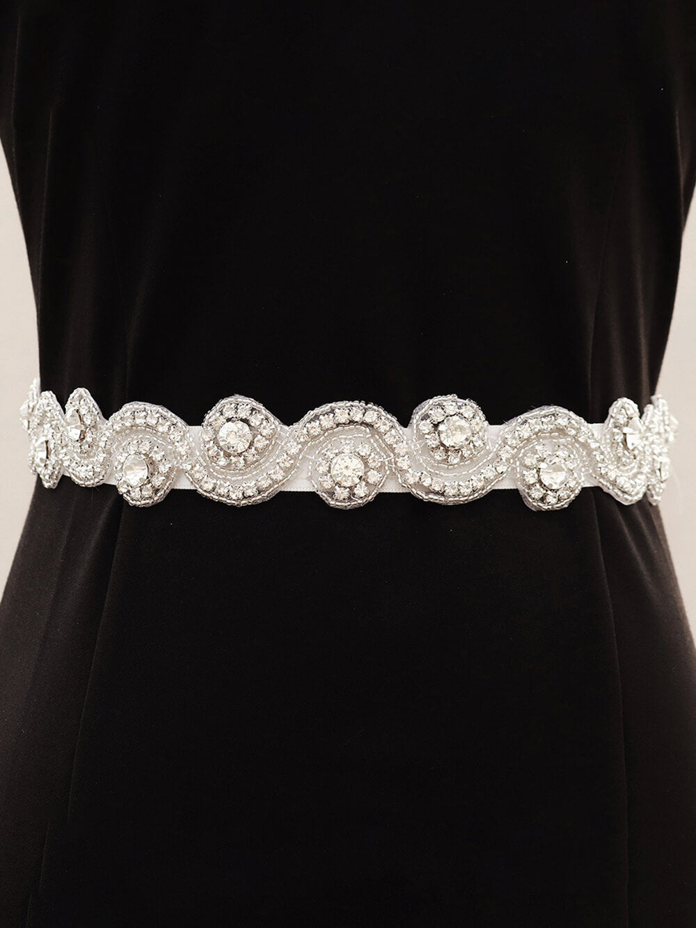 Cinturón de vestido de novia cosido a mano exquisito y hermoso