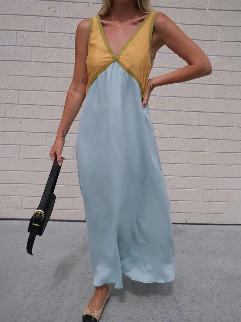 Splicing chique jurk met V-hals en contrasterende kleur