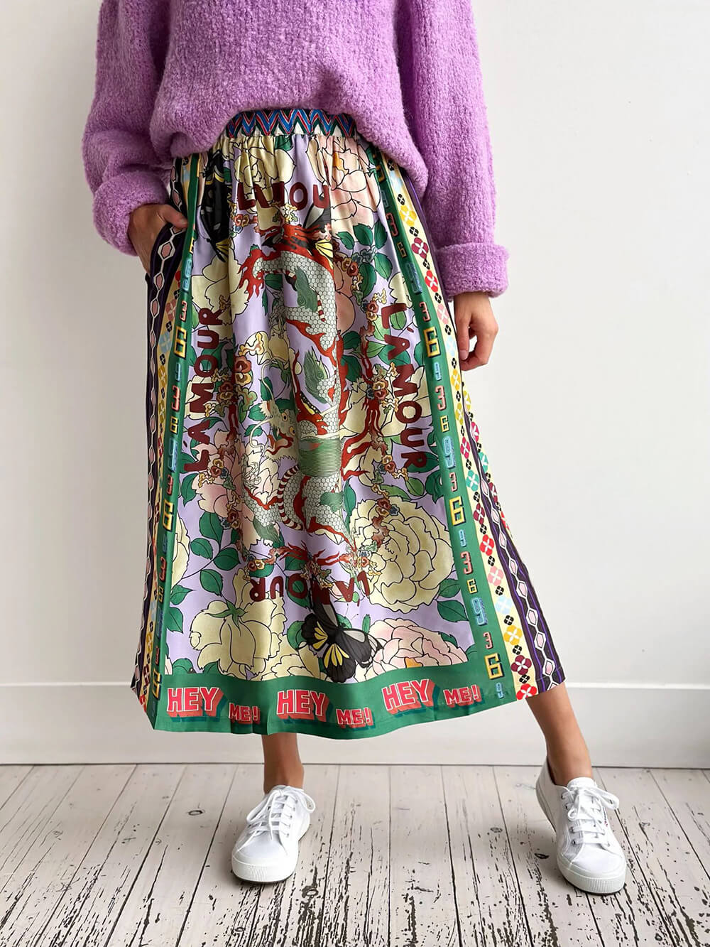Falda con estampado de satén informal y graffiti personalizado de estilo étnico