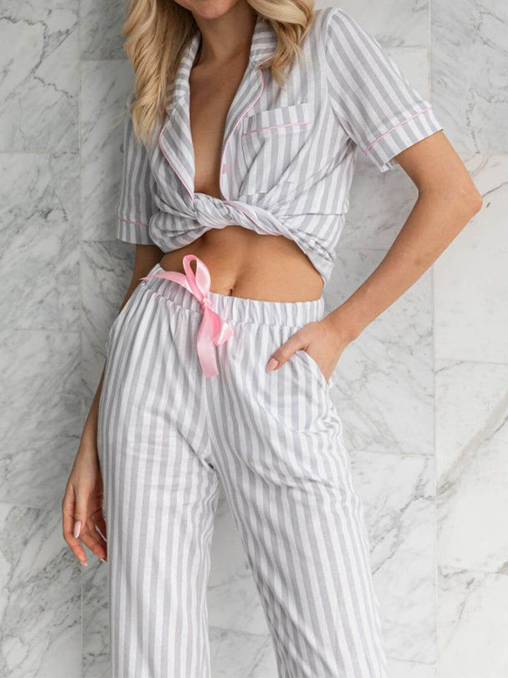 Set de pijamale moale în dungi