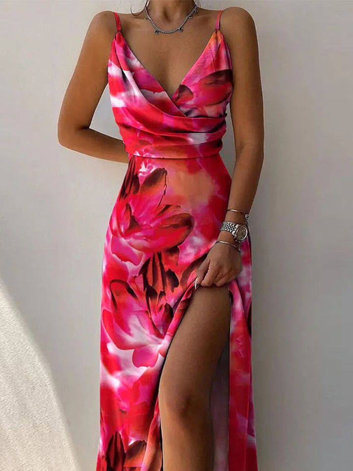 Elegante, unieke bedrukte jurk met spaghettibandjes en geplooide beensplit