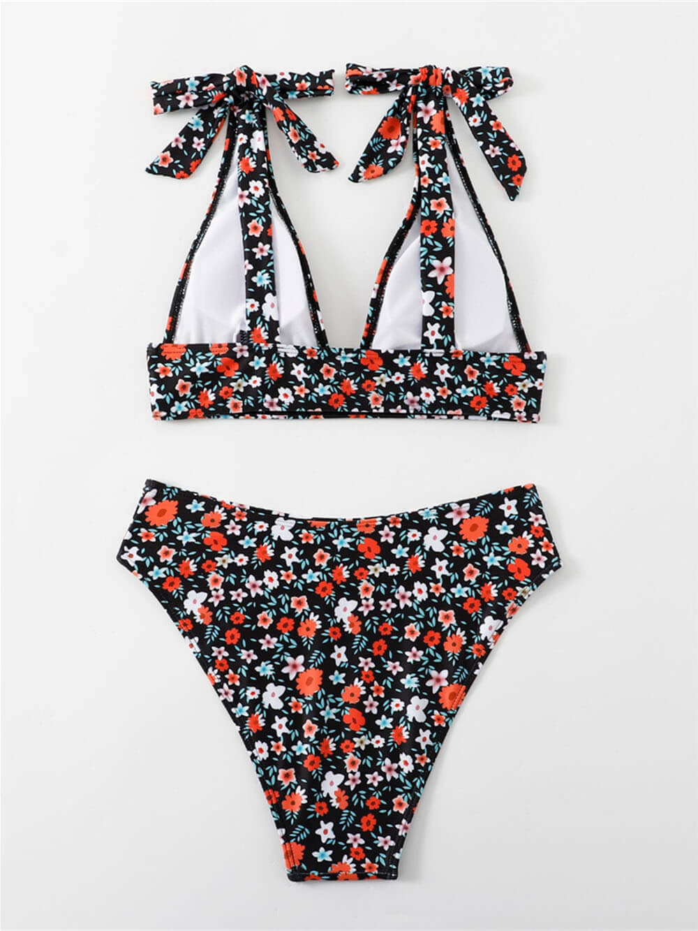Conjunto de bikini floral con botones y correa estampada sexy