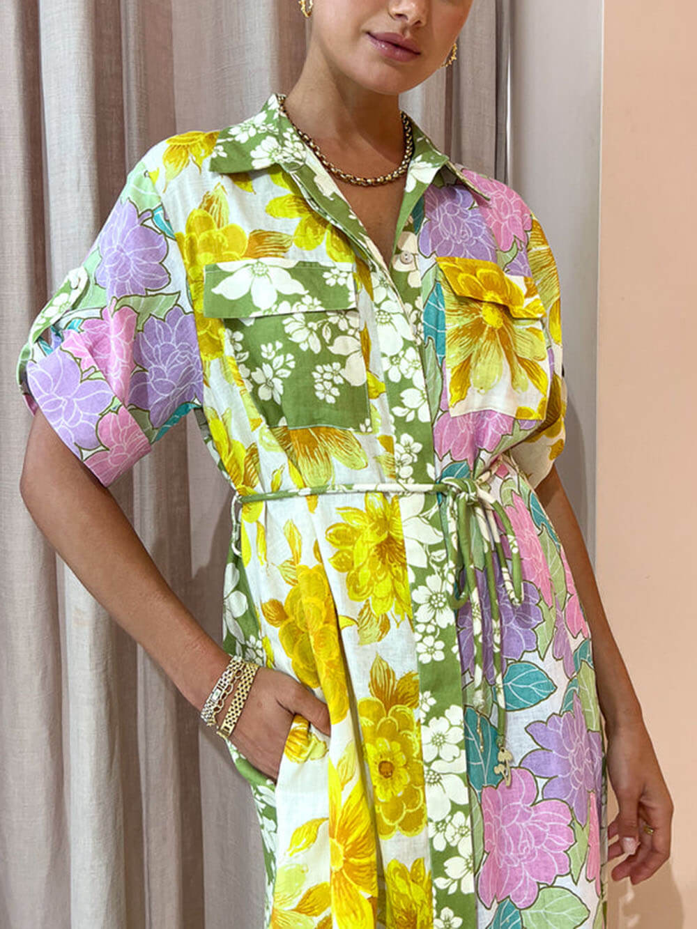 Midi-jurk in overhemdstijl met veelkleurige panelen