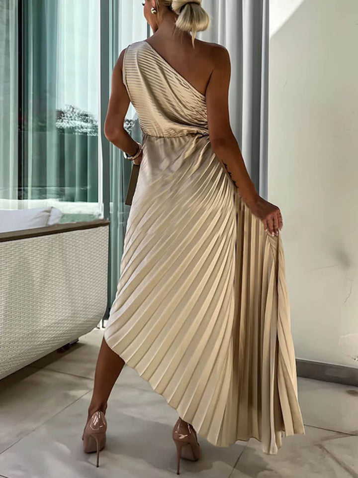 Romantic Night Guilloche Stretch Hollow One Shoulder Pleated Maxi Dress