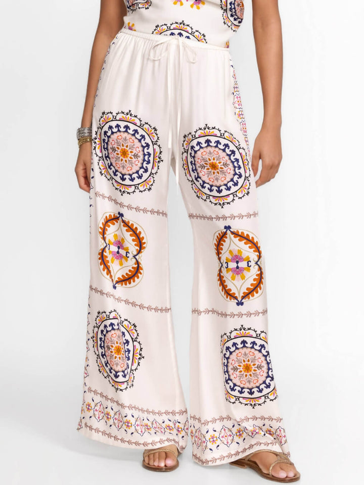 Pantalones anchos sueltos con estampado floral de satén exquisito moderno