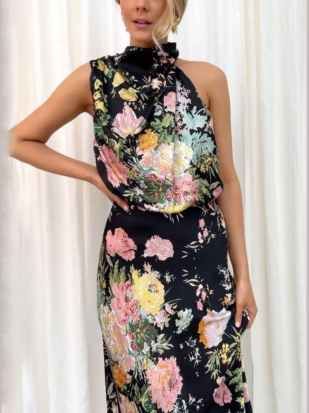 Květinové Maxi šaty s elastickým pasem s ohlávkou
