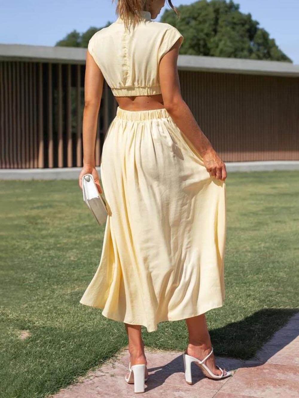 Μίντι φόρεμα διακοπών με τσέπες μέσης