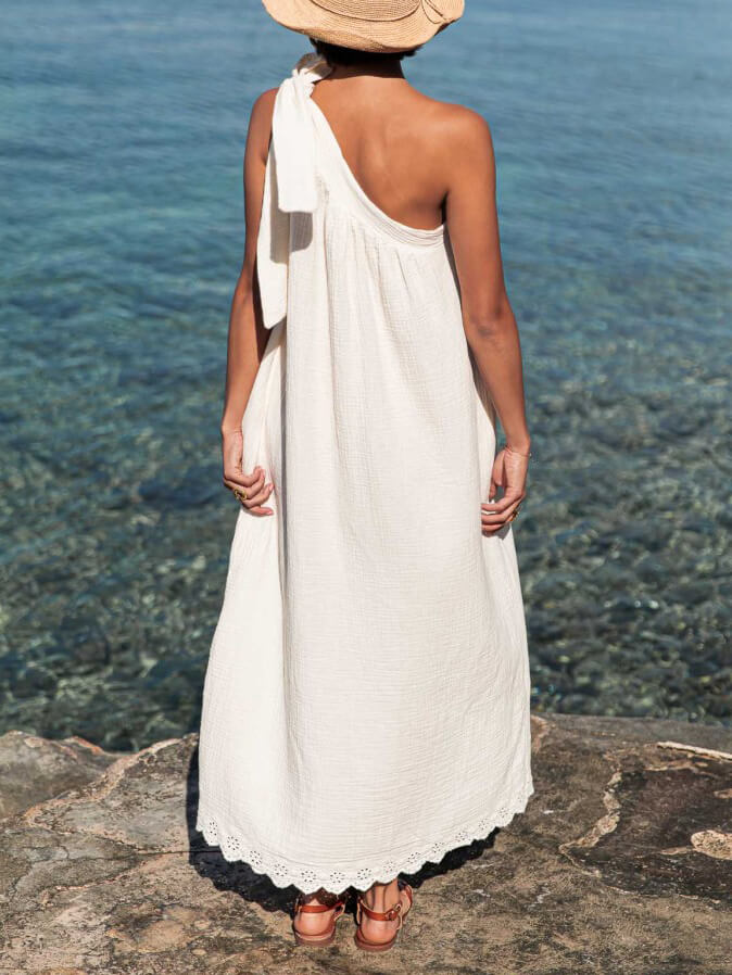 Asymetryczna, casualowa sukienka midi z odkrytymi ramionami