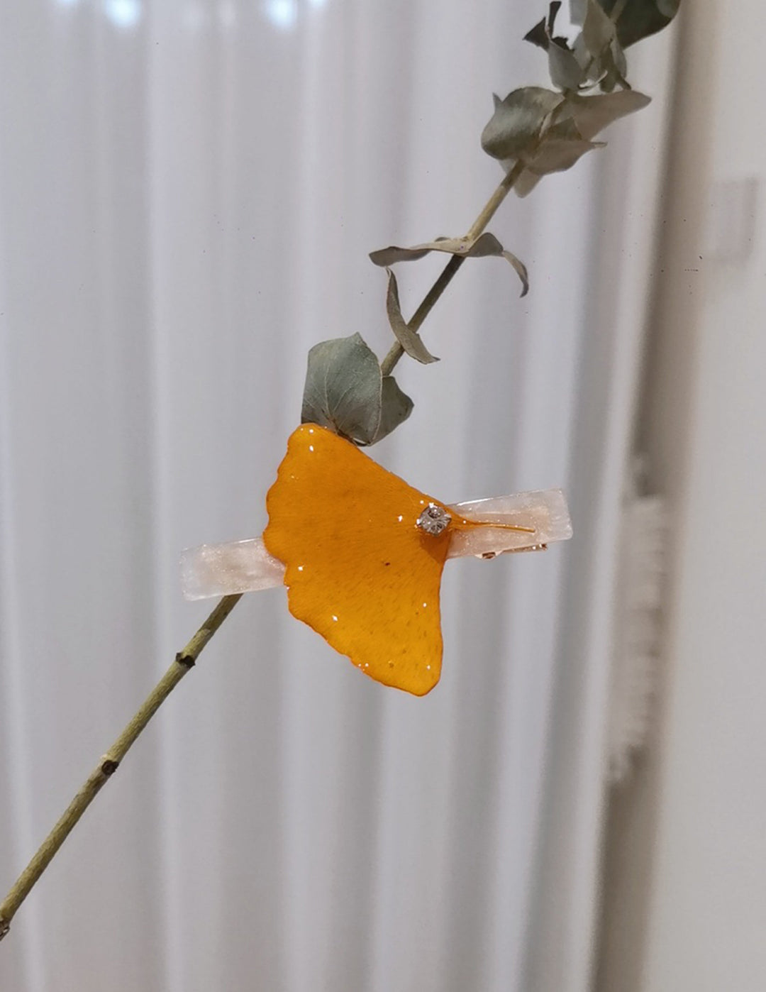 Ginkgo biloba lisované květiny vlásenky