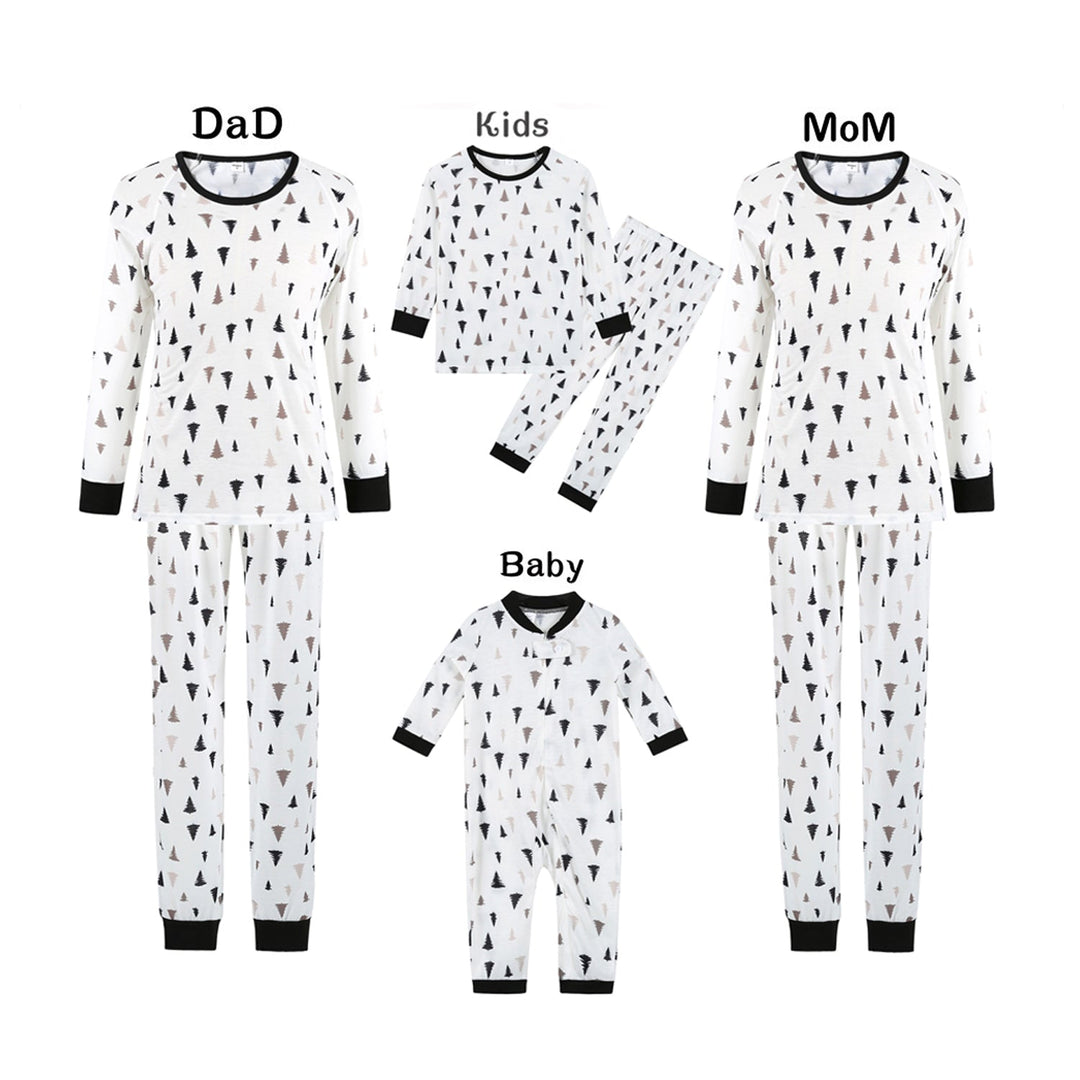 Matchende pyjamassett for familieferier