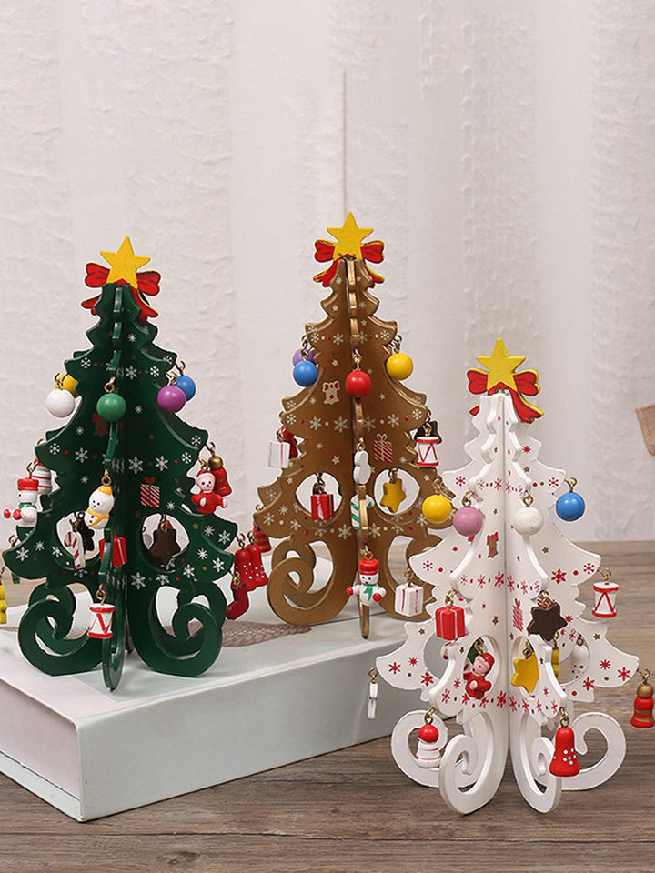 Arbre de Noël en six pièces avec petits pendentifs