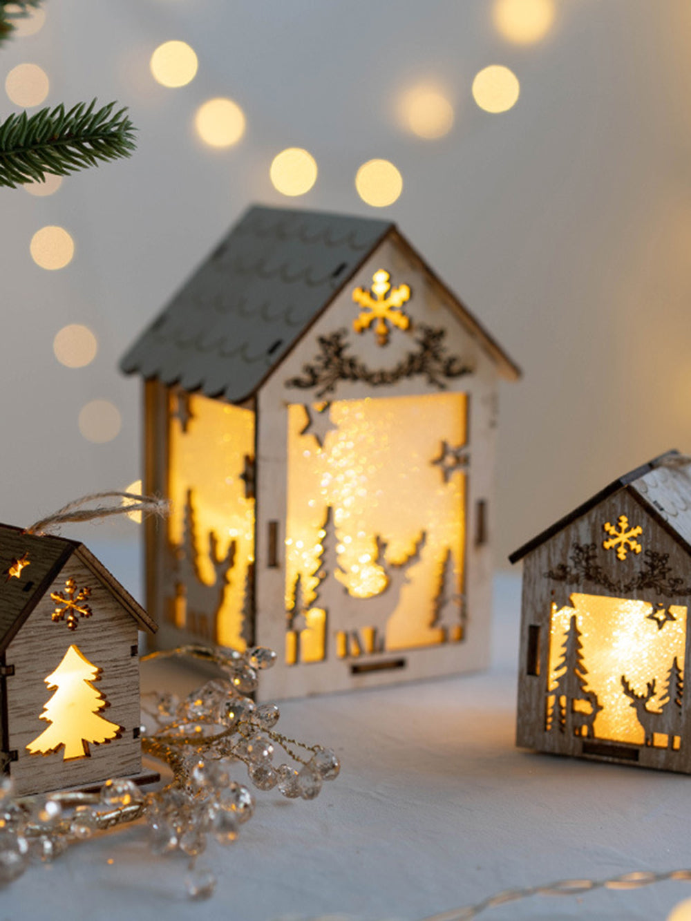 Decorações de casa de madeira para árvore de Natal