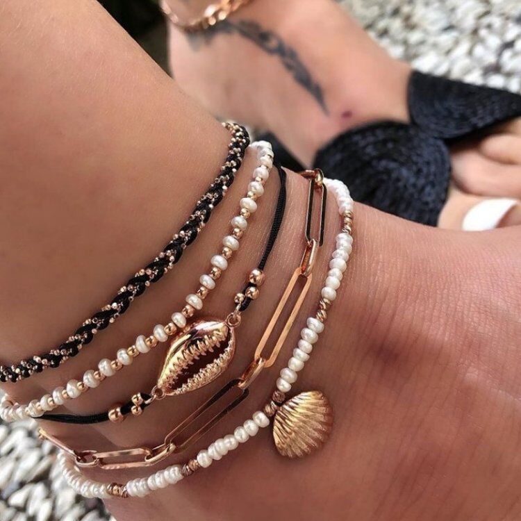 Ensemble de bracelets de cheville en coquillages et perles multicouches faits à la main