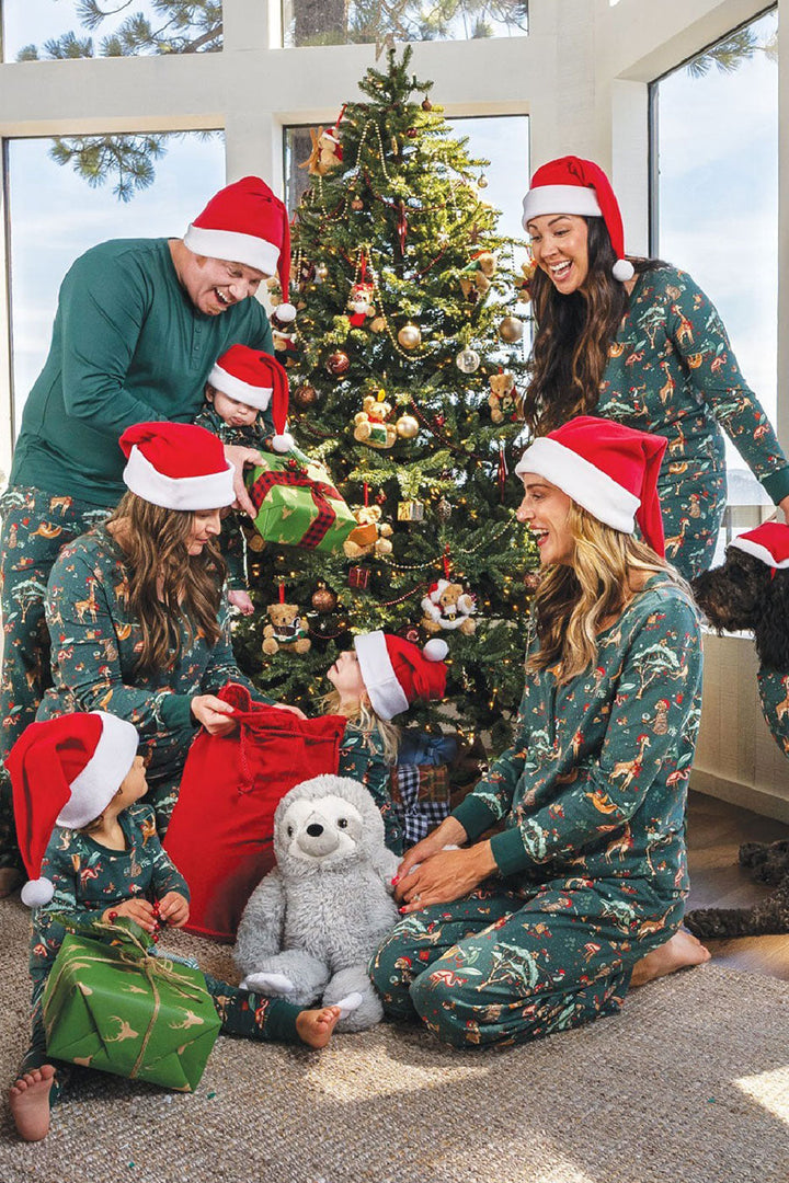 クリスマスのかわいい動物たちと仲良くお揃いのパジャマセット (ペットの犬のパジャマ付き)