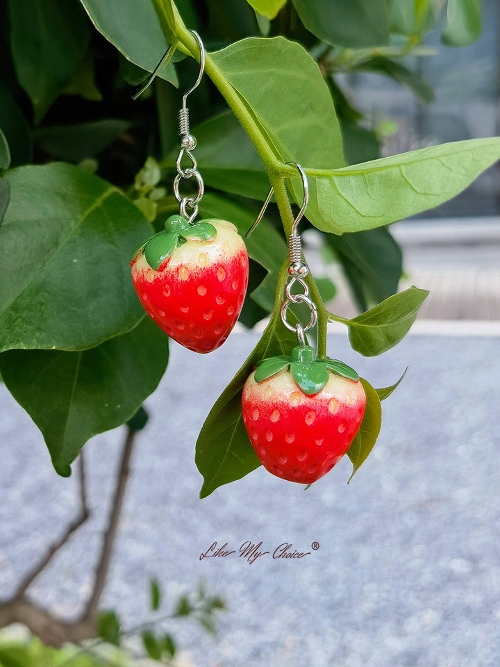 Søte jordbærdråpeøreringer