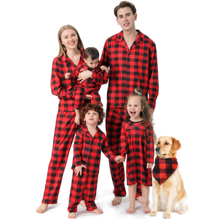 Conjunto de pijama familiar com gola alta xadrez de Natal