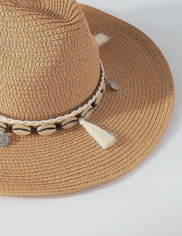 Ψάθινο καπέλο με φούντες από κοχύλι