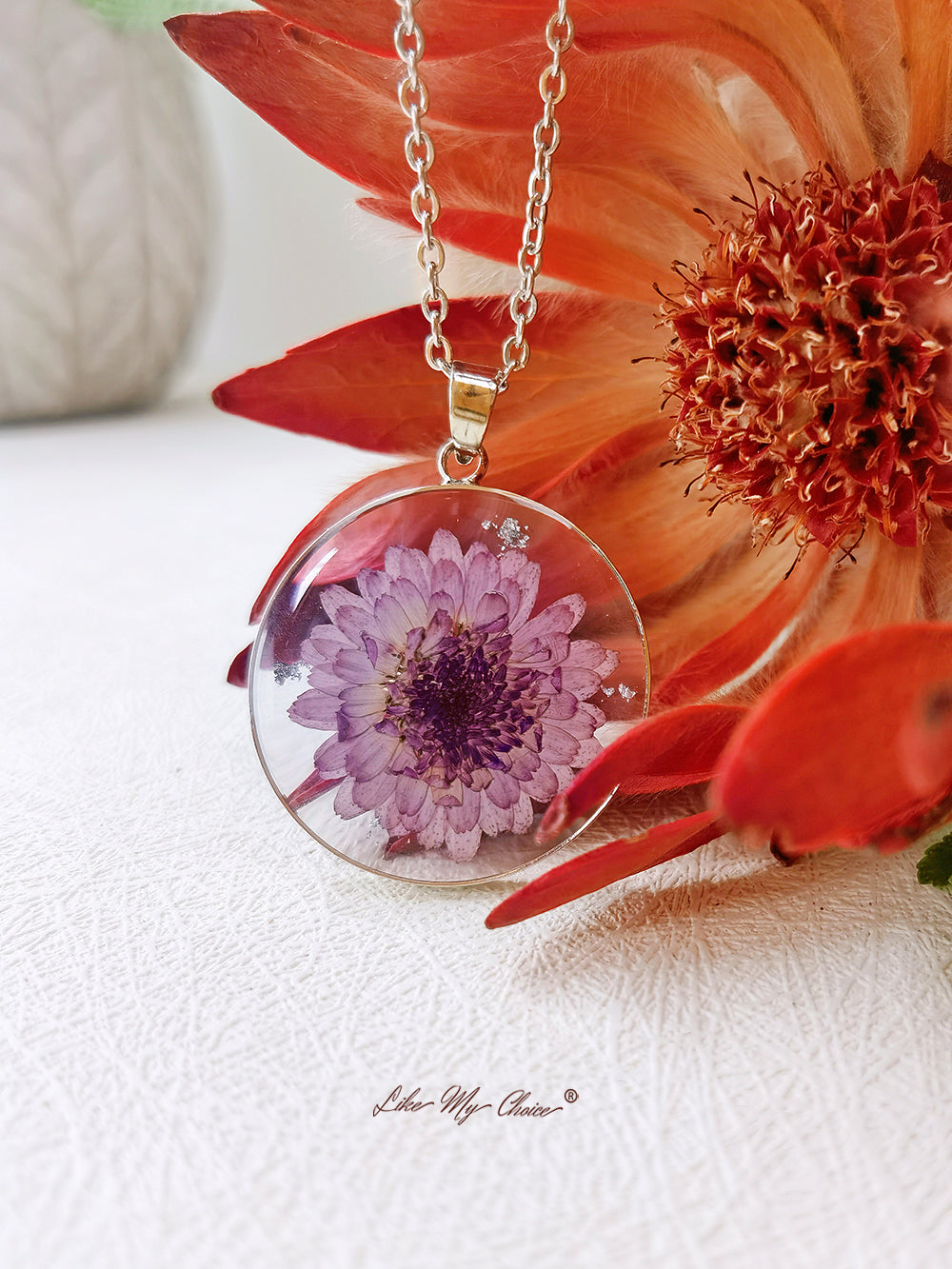 Pryskyřice sušený květinový náhrdelník pro milovníky přírody