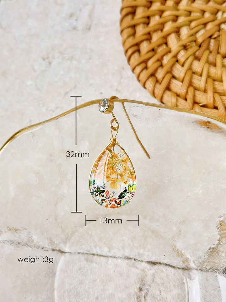 Crystal glass dried flower tear drop earrings