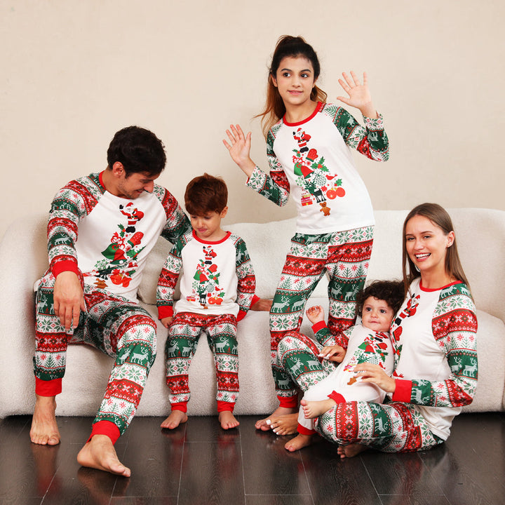 Conjuntos de pijamas combinando com elementos de Natal