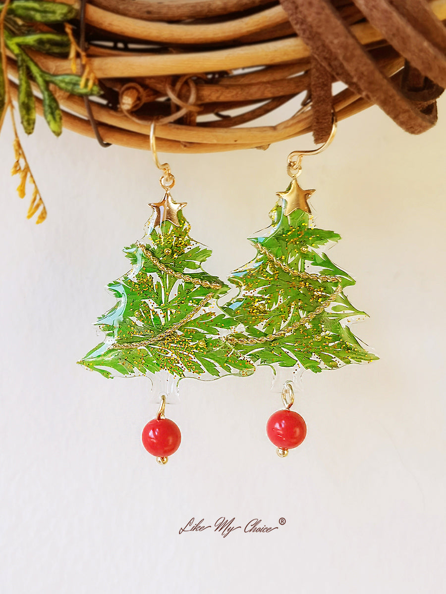 Pressed Flower Earring - Christmas Tree Resin