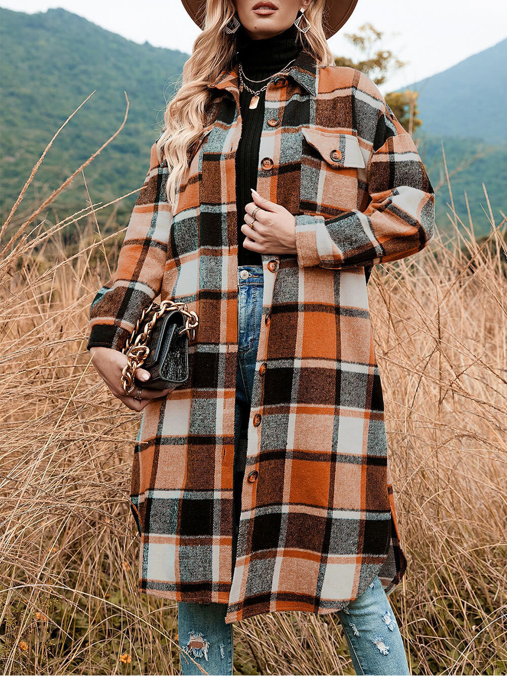 Cappotto scozzese di lana sciolto con colletto con revers