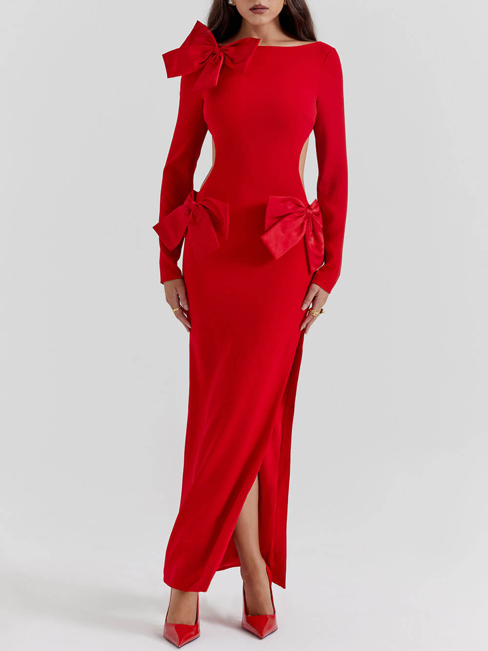 فستان ماكسي بفيونكة حمراء