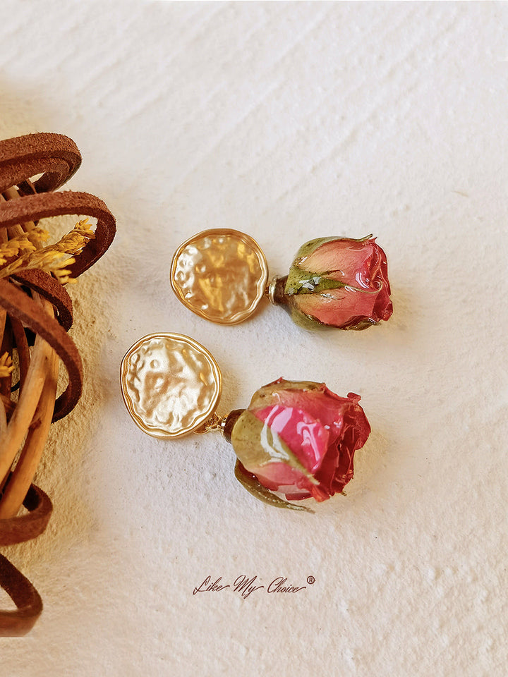 עגילי פרחים דחוסים - ורד בציפוי זהב