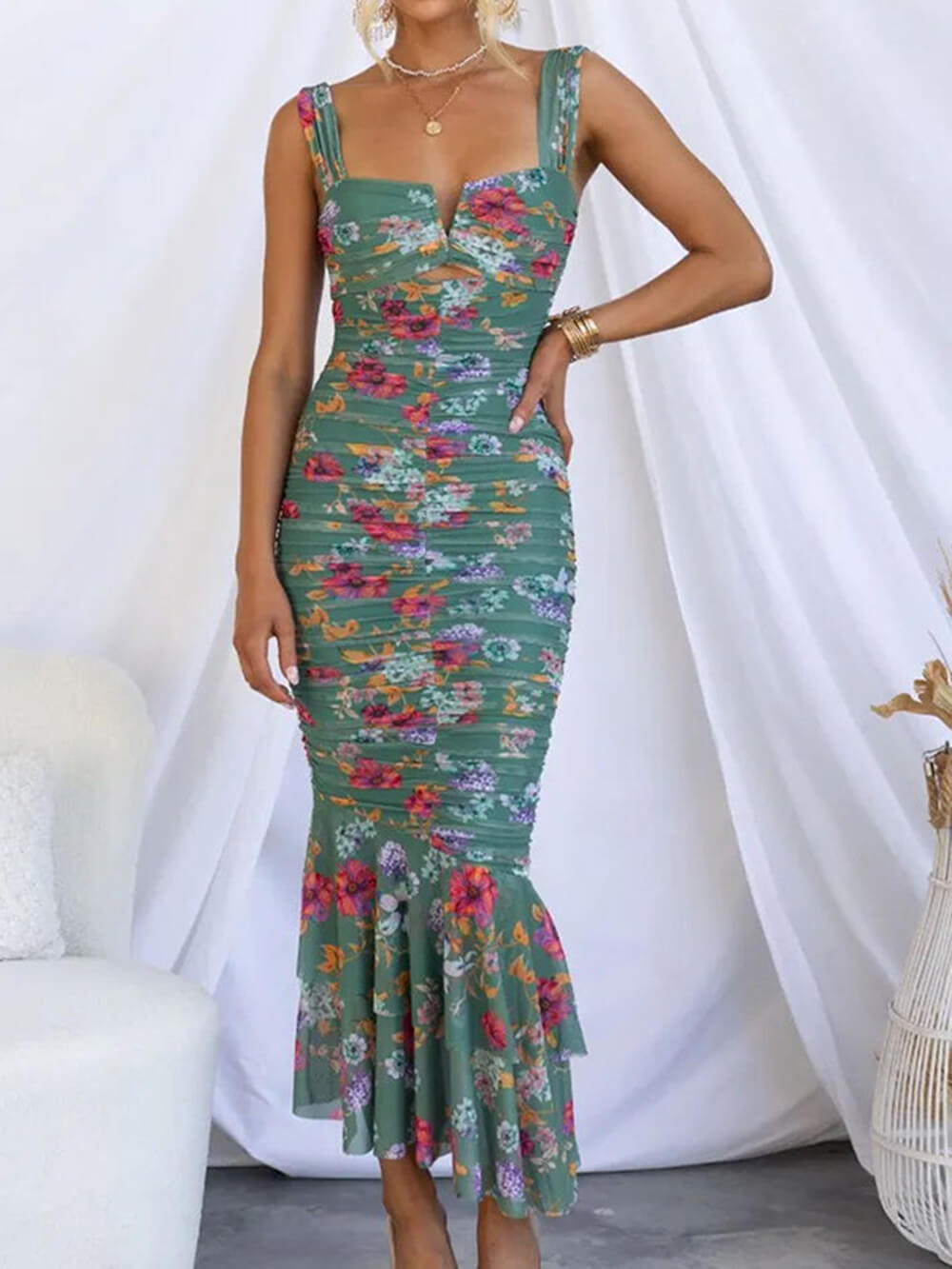 Sweetheart Neck Strap Printed Pleated Mesh Maxi Dress