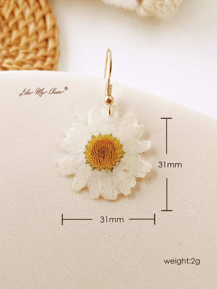 Pressed Flower Drop Earring - Resin Daisy