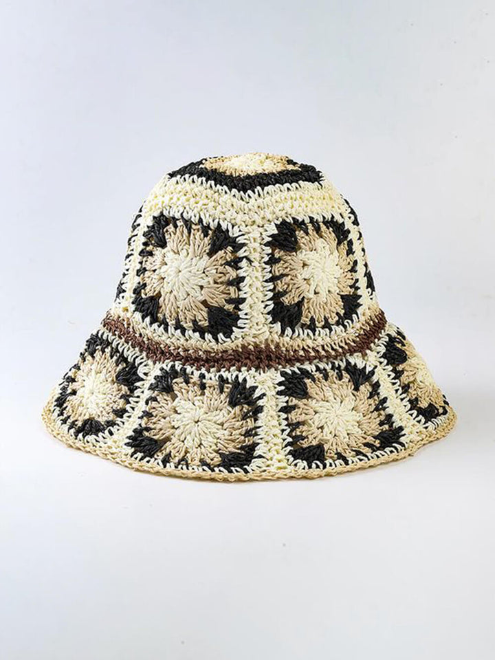 かぎ針編みの帽子フラワー ブラック クリーム