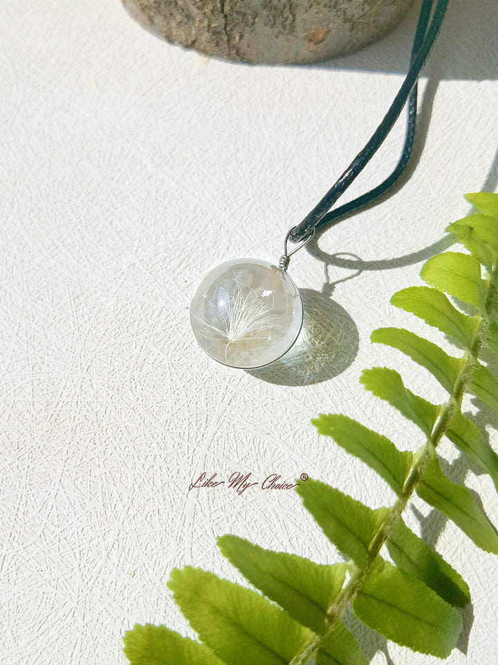Collier pendentif boule de cristal de pissenlit