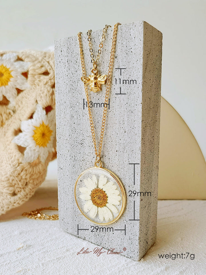 Pressed Flower Necklace - Natural Daisy&Bee