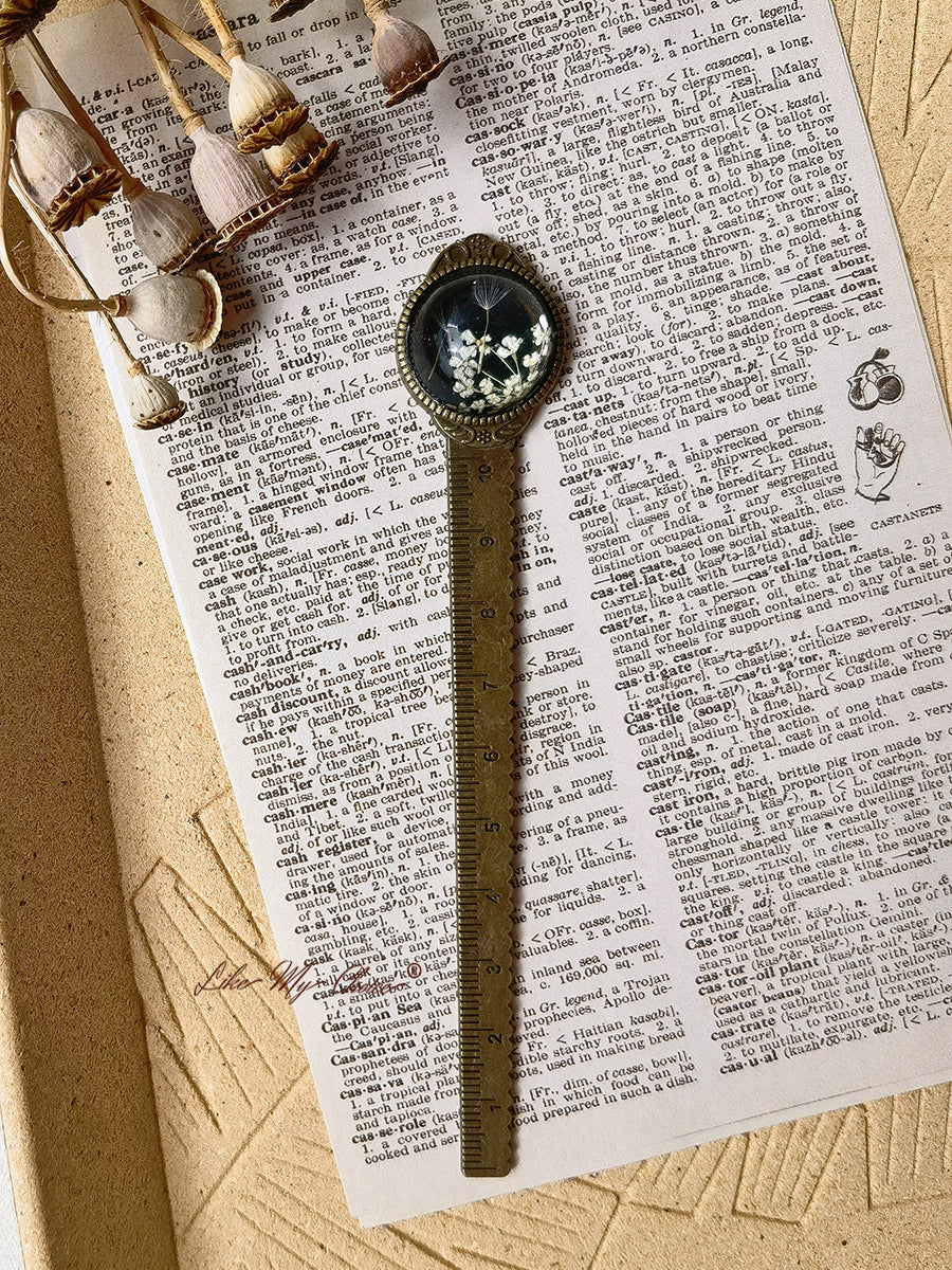 Gypsophila Dandelion Bronze Bookmark