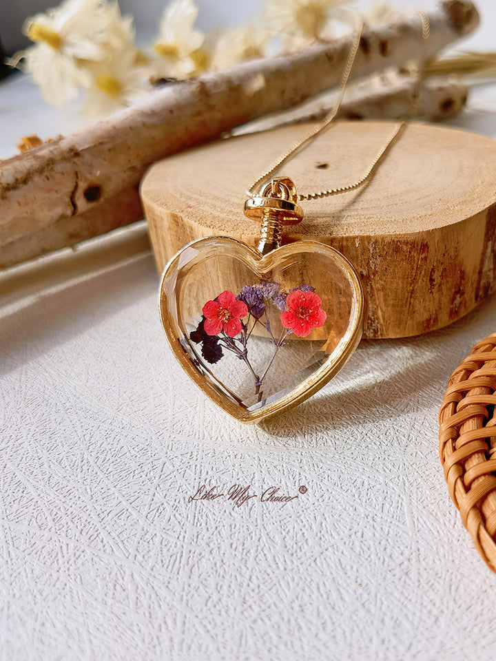 Lavender Forget-Me-Not Dried Flowers Crystal Glass Heart Necklace