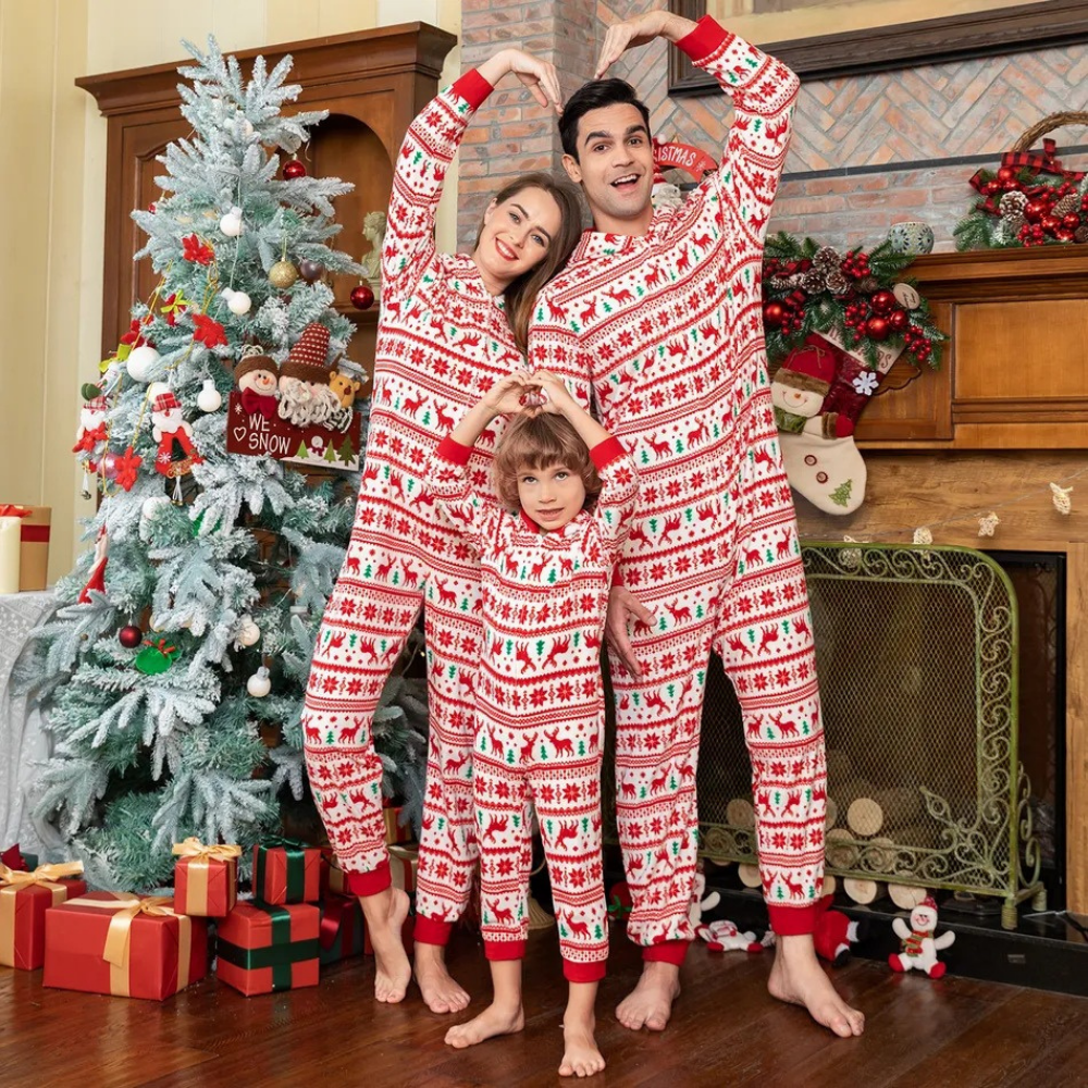 Pigiama coordinato per la famiglia con cappuccio in un unico pezzo con stampa di alci natalizi