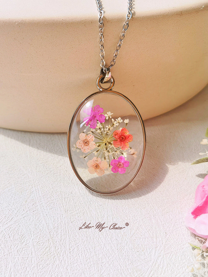 Resin Pendant Necklace With Queen Anne Lace Forget-Me-Not Embossed