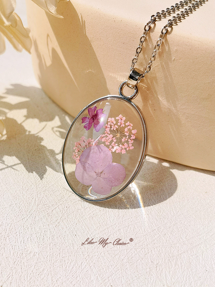 Resin Pendant Necklace With Queen Anne Lace Cherry Embossed Flowers