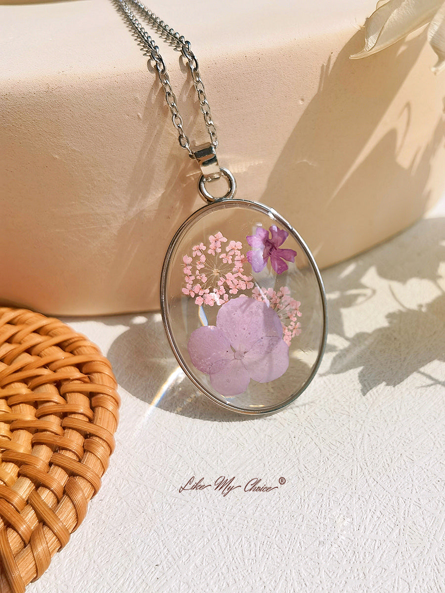 Resin Pendant Necklace With Queen Anne Lace Cherry Embossed Flowers