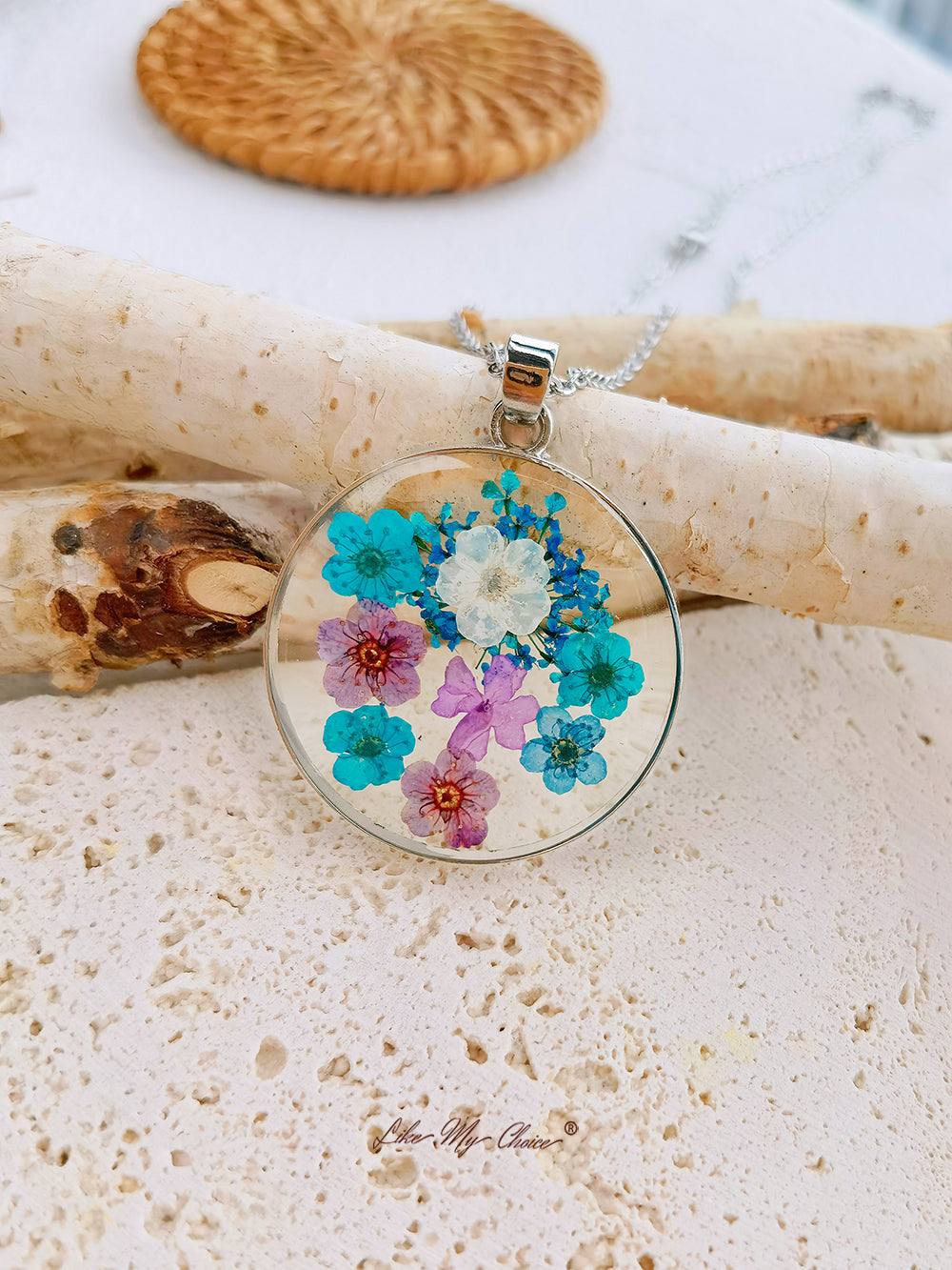 Forget me not Queen Anne Lace Pressed Flower Necklace