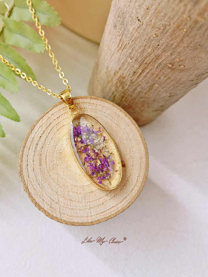 Mini Narcissus Golden Oval Pendant  Natural Resin Necklace