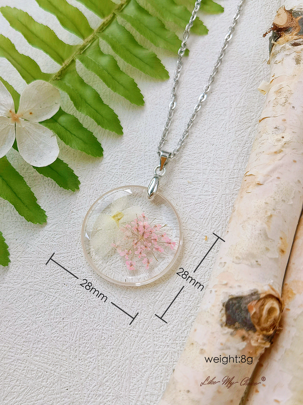 Snow White Galsang Flower Botanical Pendant Circle Necklace