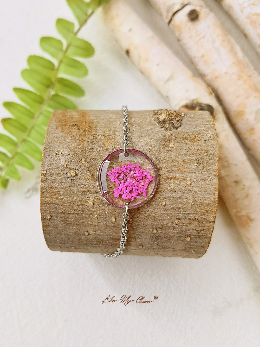 Brățară rotundă din rășină cu flori presate din dantelă roz Queen Anne