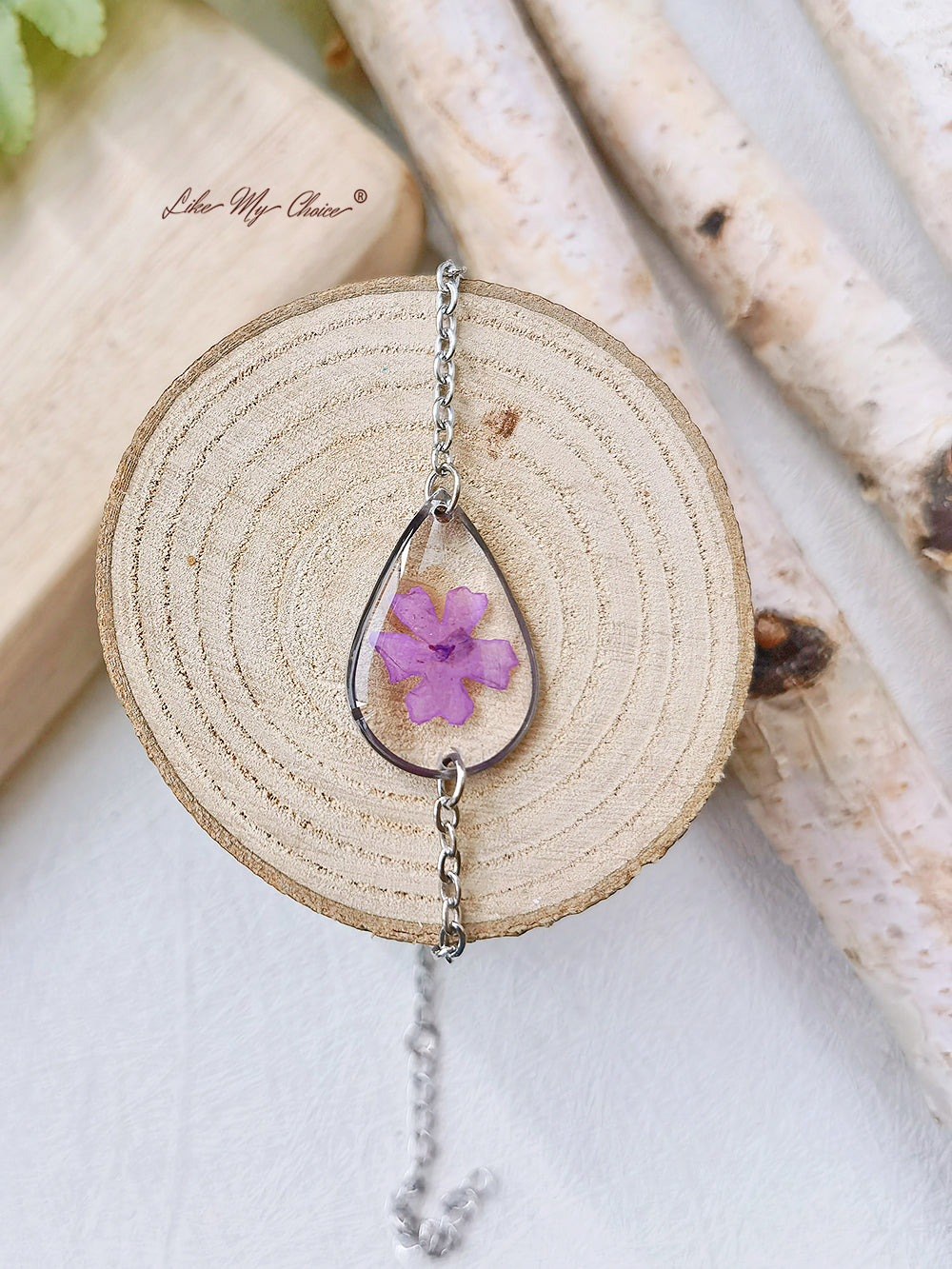 Pulsera ajustable de flores secas de resina hecha a mano de hortensia púrpura