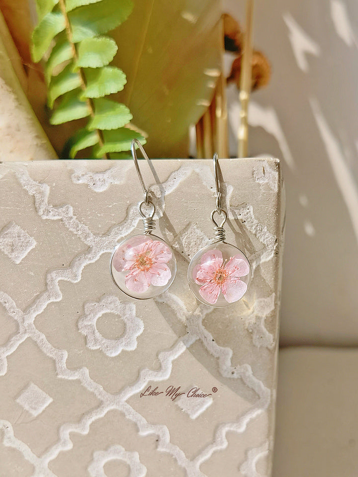 Cherry Blossom korvakoru lasipallo kukka luonto Dangl