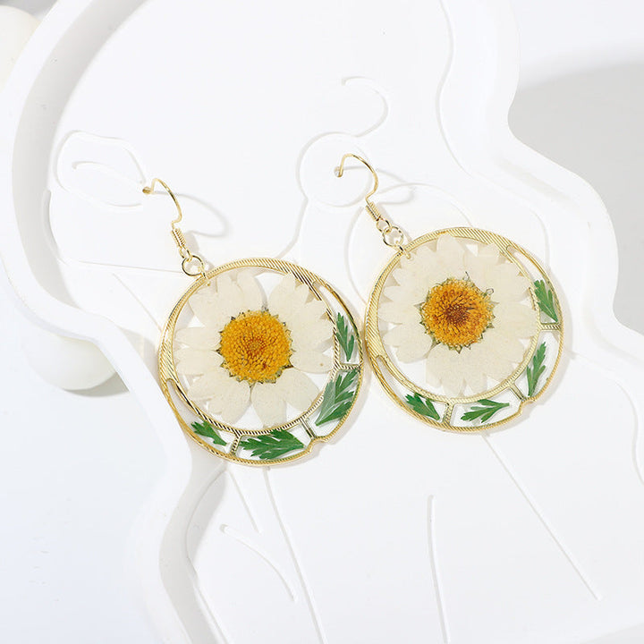 Epoxy Round White Crystal Chrysanthemum Earrings