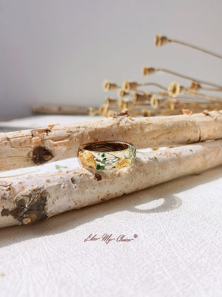 Handgemaakte gedroogde bloem ingelegde hars ring-goud folie bloem