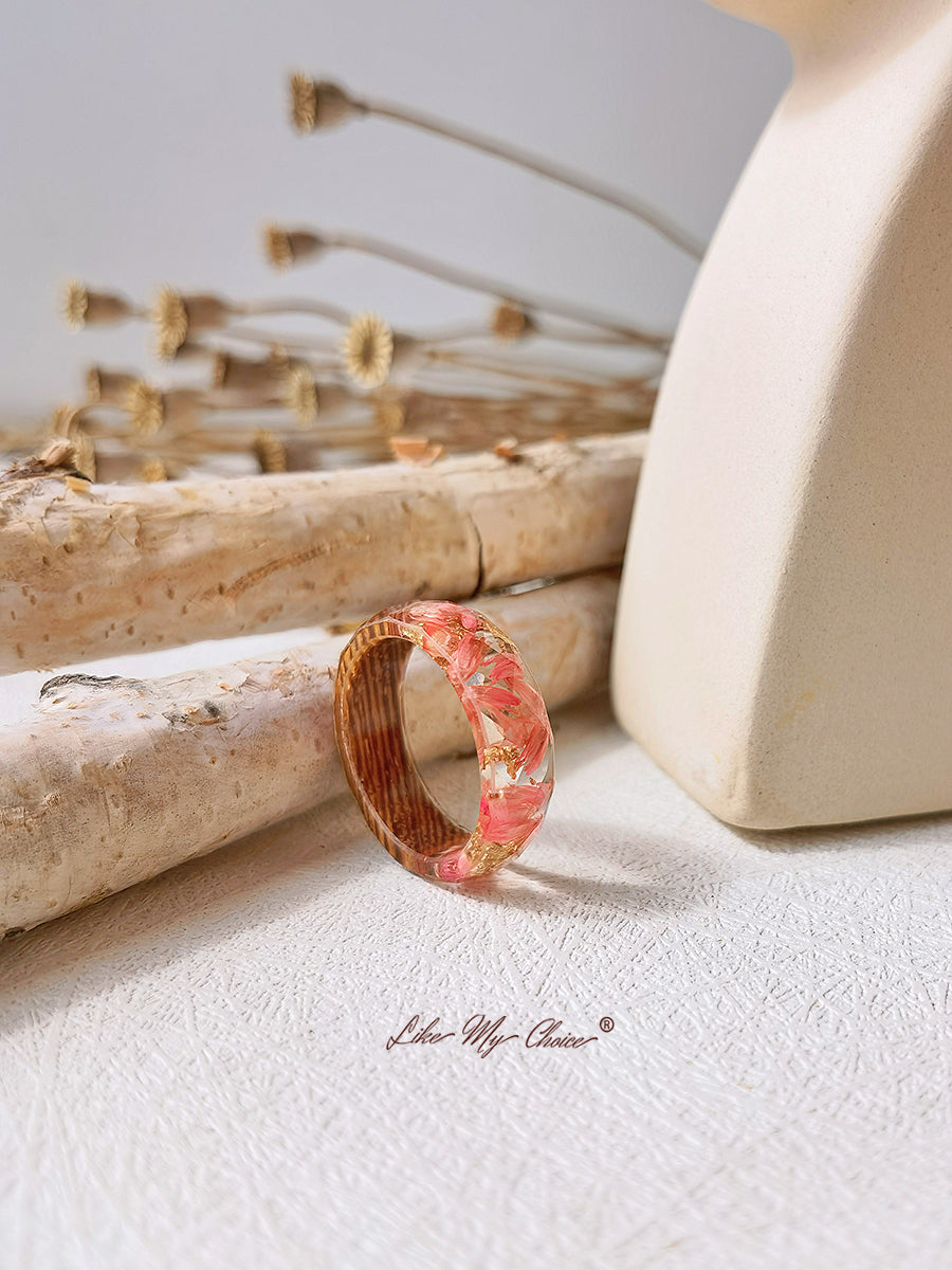 Handmade Dried Flower Inlaid Resin Ring-Gold foil