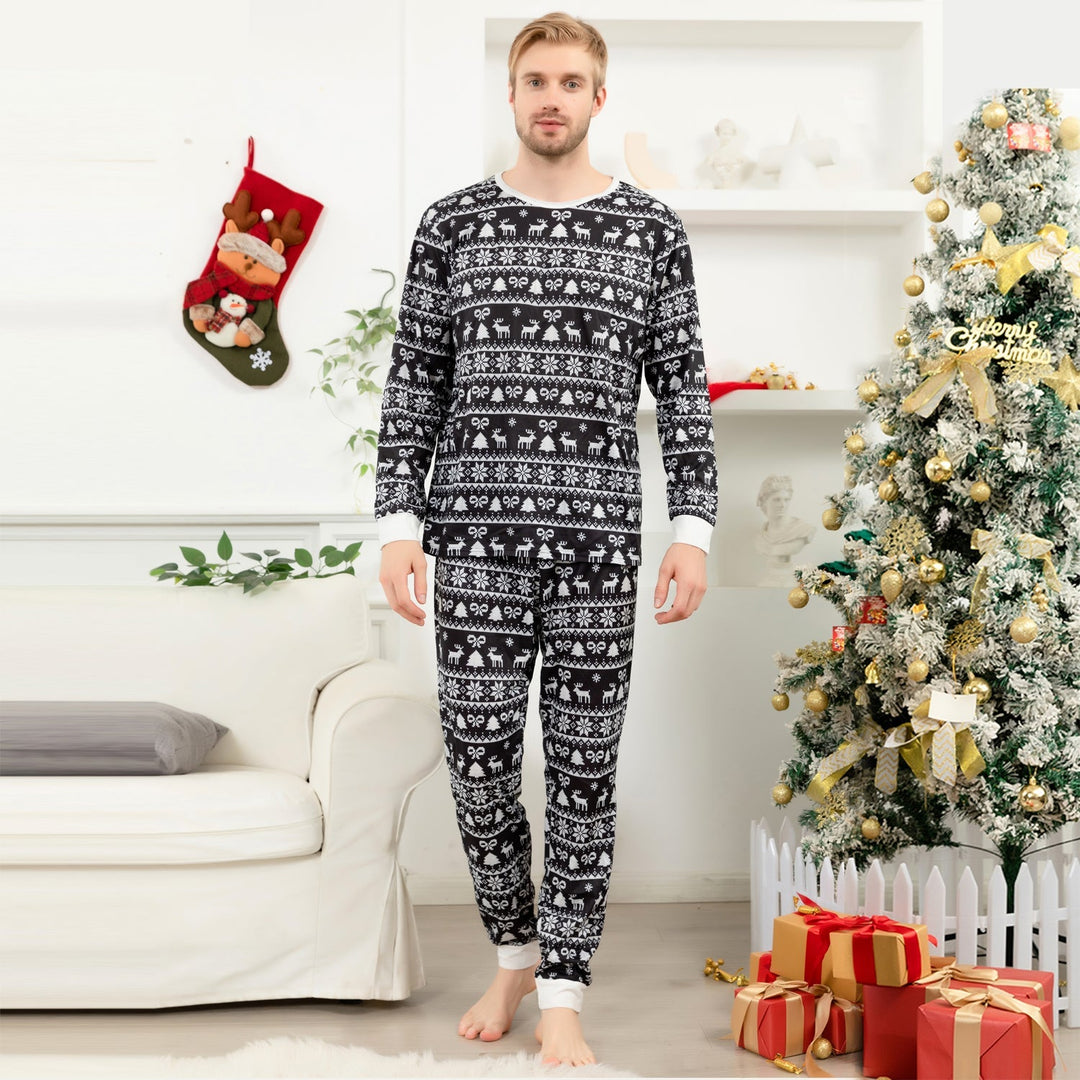 Ensemble de pyjama assorti familial à imprimé noir et blanc de Noël