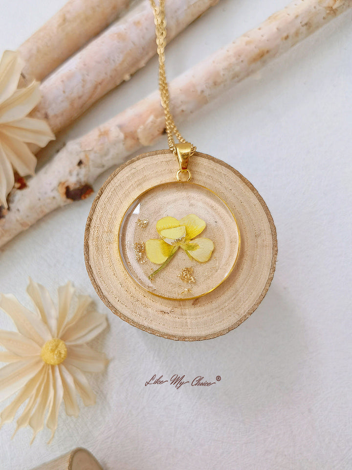Whispering bloesems ketting